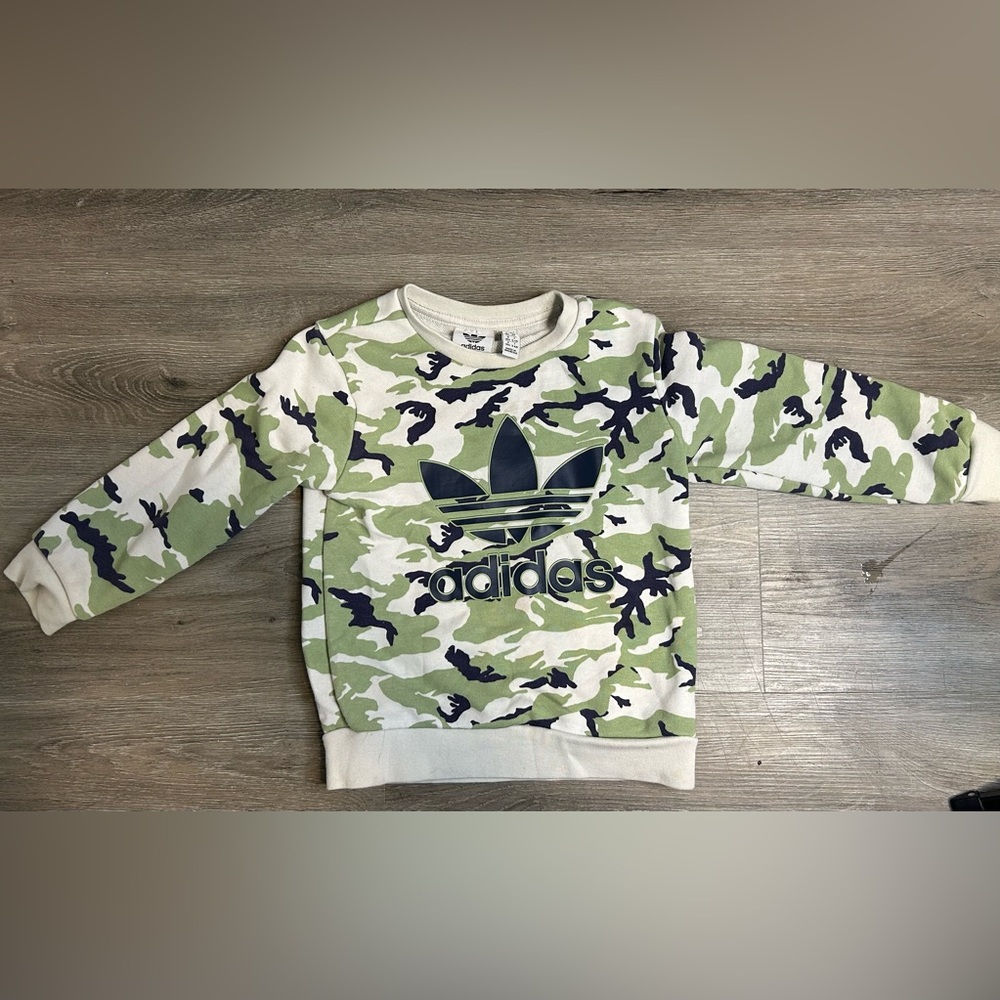 Adidas sweater